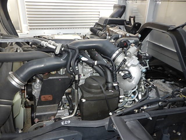 いすゞ 令和3年式 アルミ平ボディ 中間ワイド 240ps|中古トラックの販売・買取・査定のアイナビ