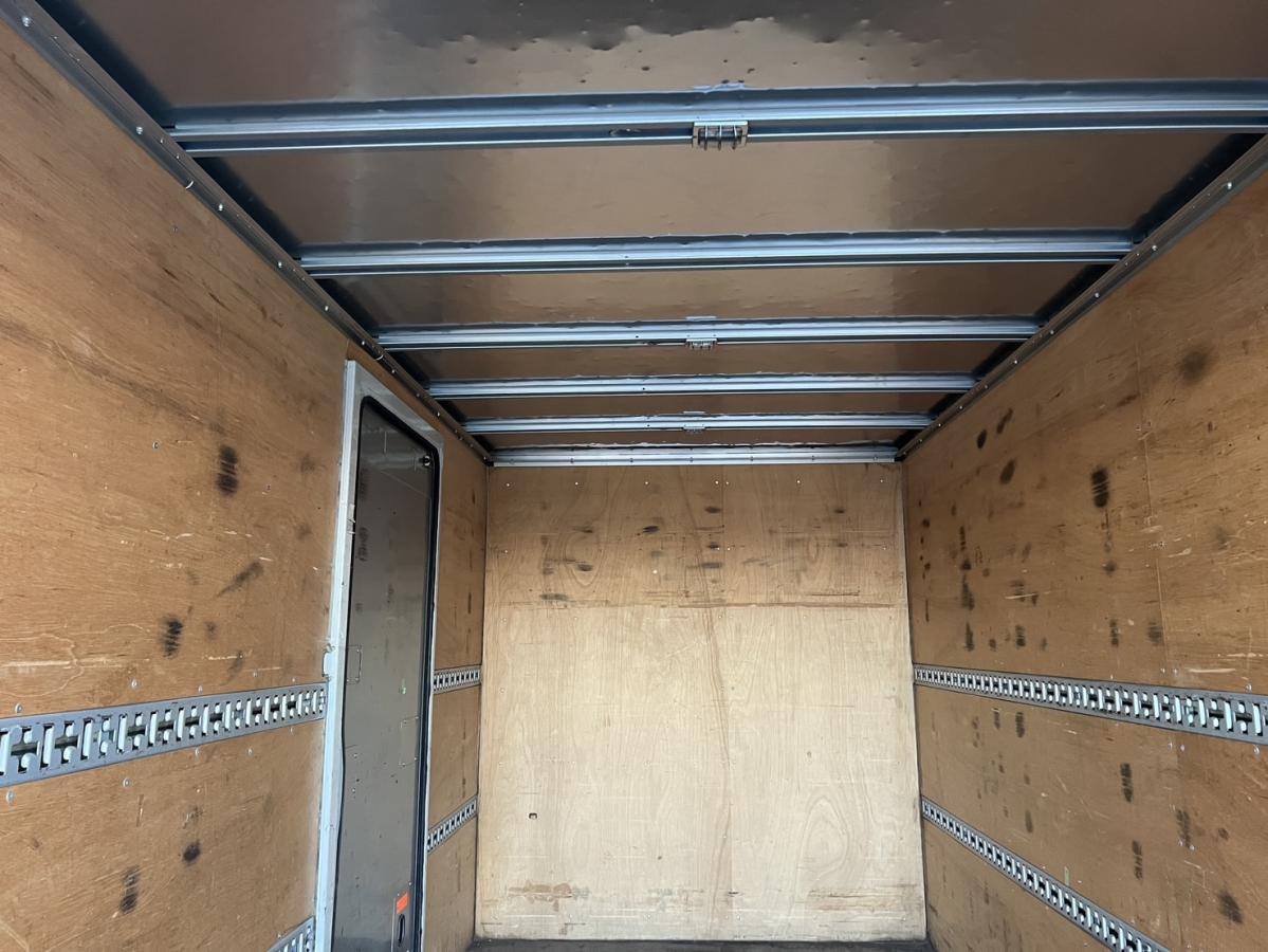 平成23年キャンターワイドロングアルミバン車検付PG|中古トラックの販売・買取・査定のアイナビ