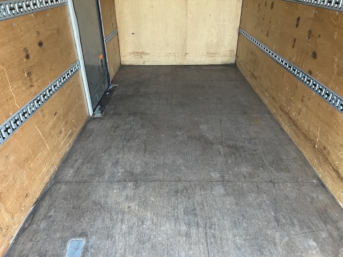 平成23年キャンターワイドロングアルミバン車検付PG|中古トラックの販売・買取・査定のアイナビ