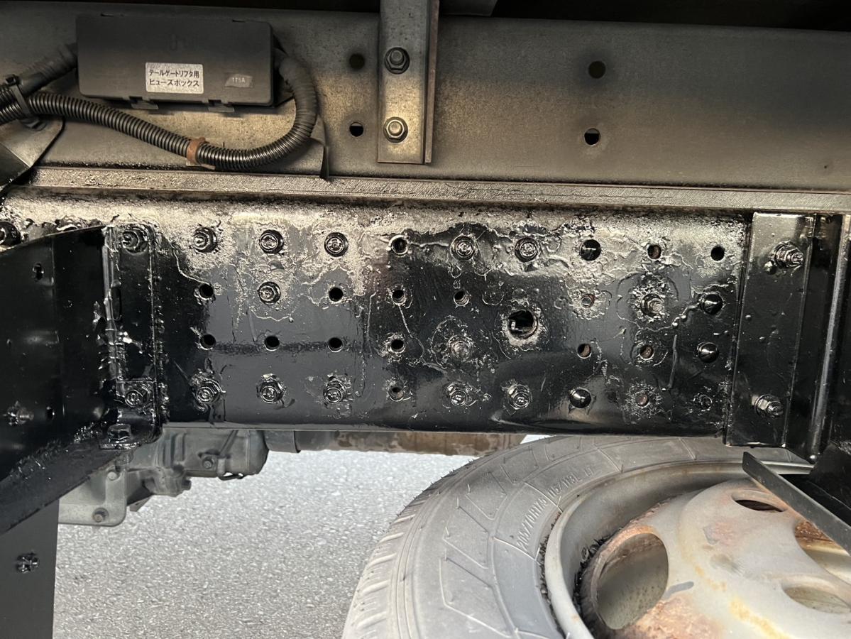 平成23年キャンターワイドロングアルミバン車検付PG|中古トラックの販売・買取・査定のアイナビ