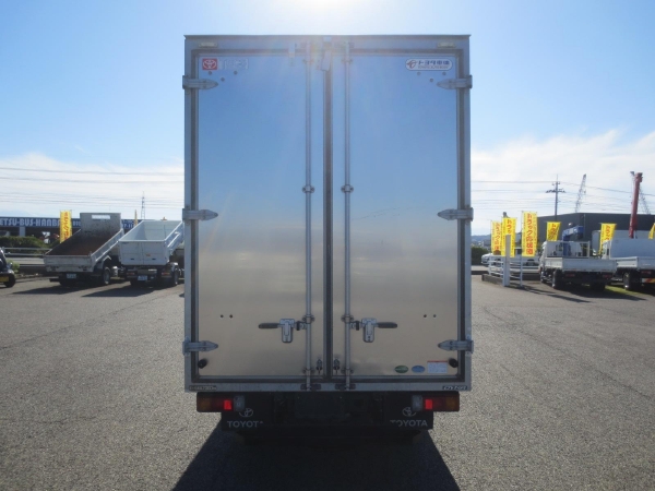 トヨタダイナドライバン|中古トラックの販売・買取・査定のアイナビ