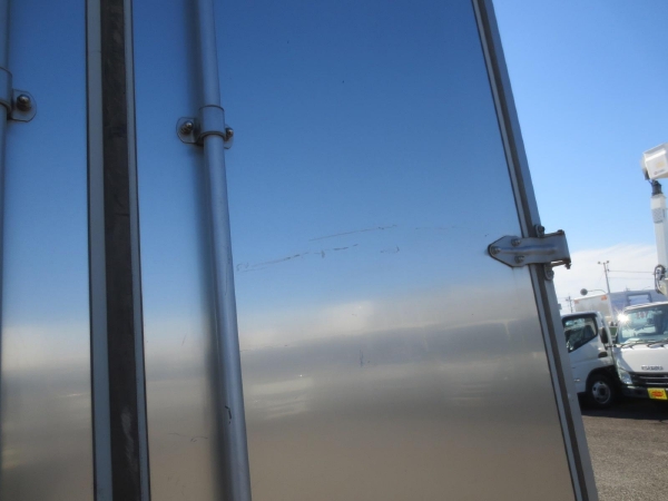 トヨタダイナドライバン|中古トラックの販売・買取・査定のアイナビ