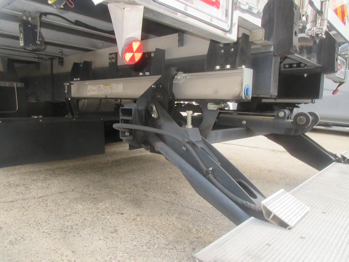 低温冷凍車格納PGオートマ|中古トラックの販売・買取・査定のアイナビ