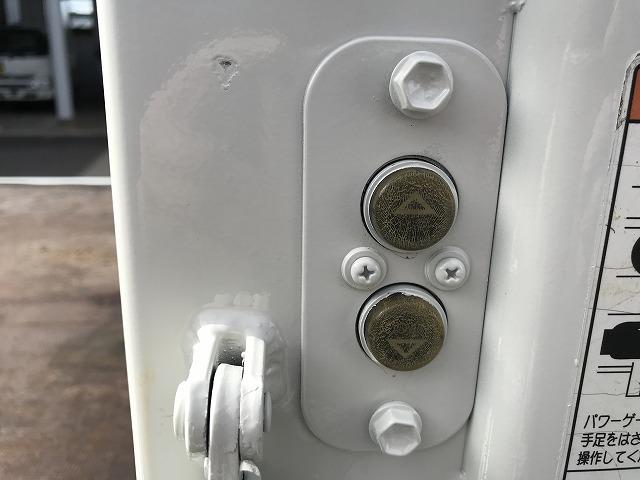 日野 平ボディ デュトロ|中古トラックの販売・買取・査定のアイナビ