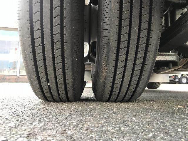 日野 平ボディ デュトロ|中古トラックの販売・買取・査定のアイナビ