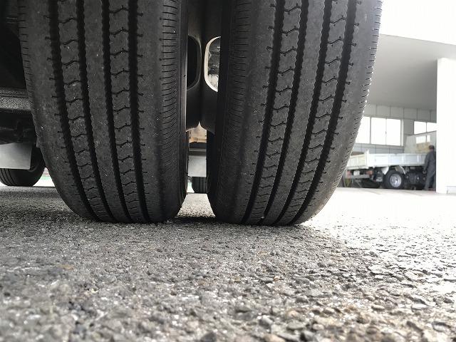 日野 平ボディ デュトロ|中古トラックの販売・買取・査定のアイナビ