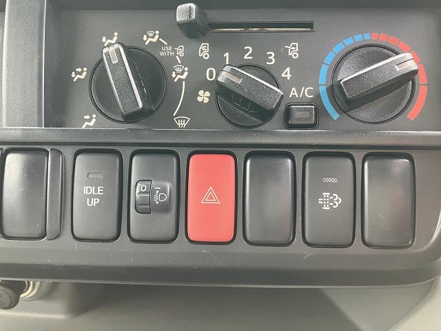 トヨタ Wキャブ トヨエース|中古トラックの販売・買取・査定のアイナビ