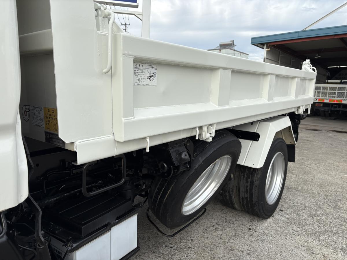 H26デュトロ 2tダンプ 三転ダンプ|中古トラックの販売・買取・査定のアイナビ