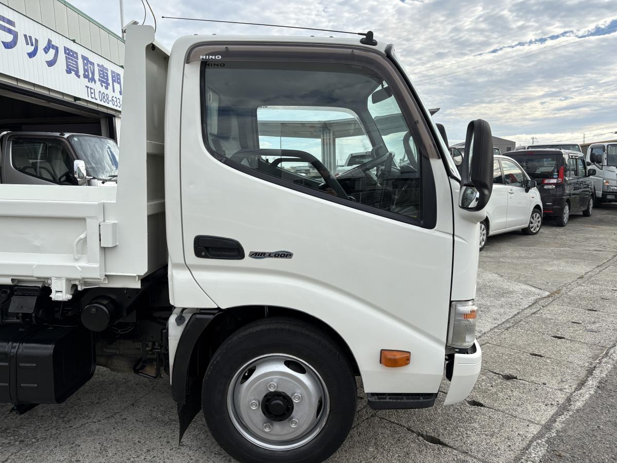 H26デュトロ 2tダンプ 三転ダンプ|中古トラックの販売・買取・査定のアイナビ