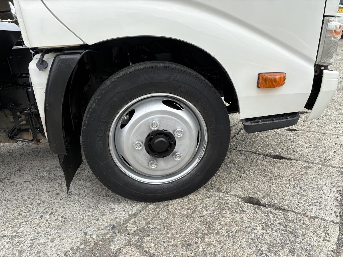 H26デュトロ 2tダンプ 三転ダンプ|中古トラックの販売・買取・査定のアイナビ