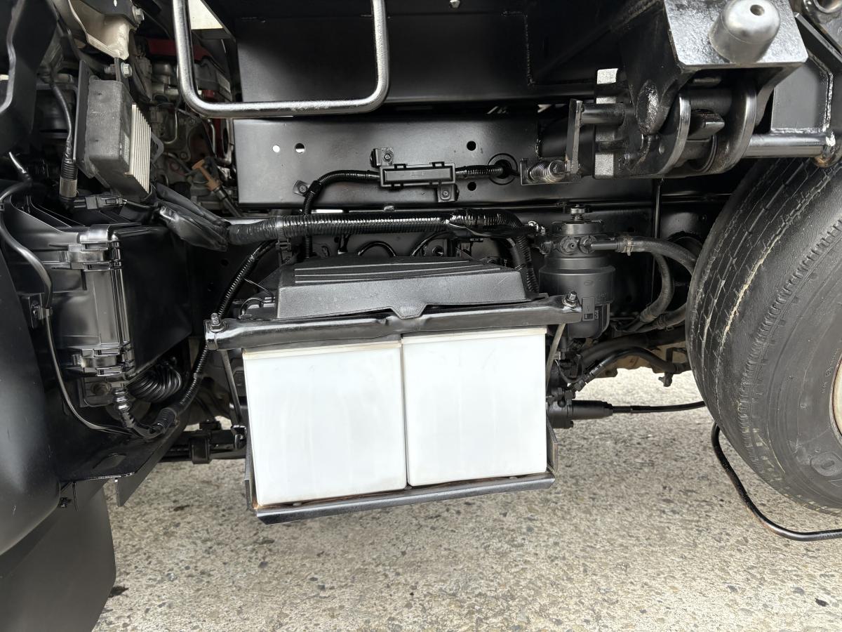H26デュトロ 2tダンプ 三転ダンプ|中古トラックの販売・買取・査定のアイナビ