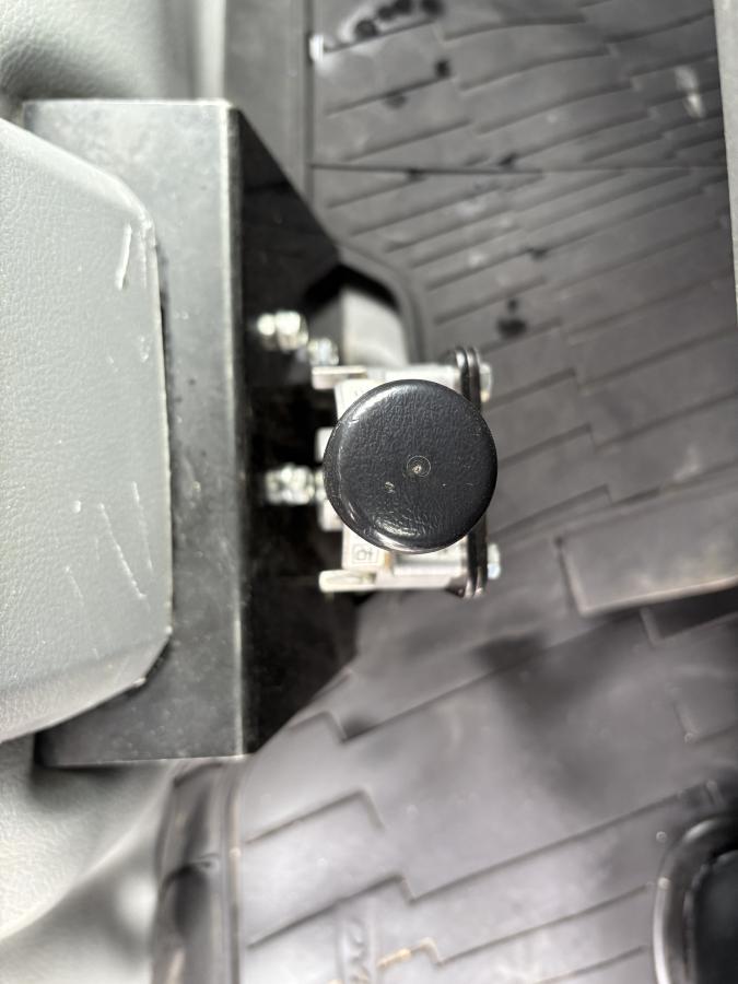 H26デュトロ 2tダンプ 三転ダンプ|中古トラックの販売・買取・査定のアイナビ