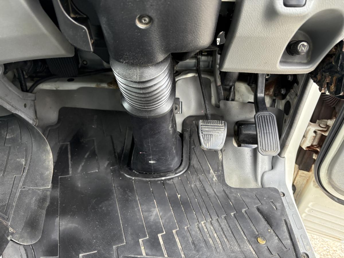 H26デュトロ 2tダンプ 三転ダンプ|中古トラックの販売・買取・査定のアイナビ