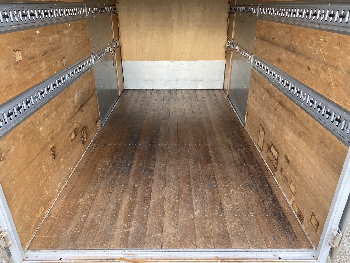 H29年式、ダイナ、アルミバン、車検付|中古トラックの販売・買取・査定のアイナビ