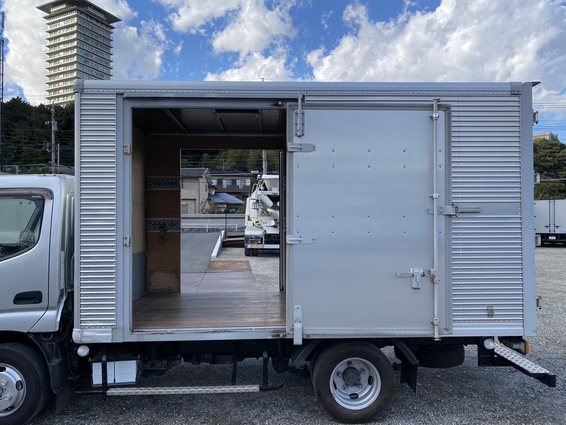 H29年式、ダイナ、アルミバン、車検付|中古トラックの販売・買取・査定のアイナビ