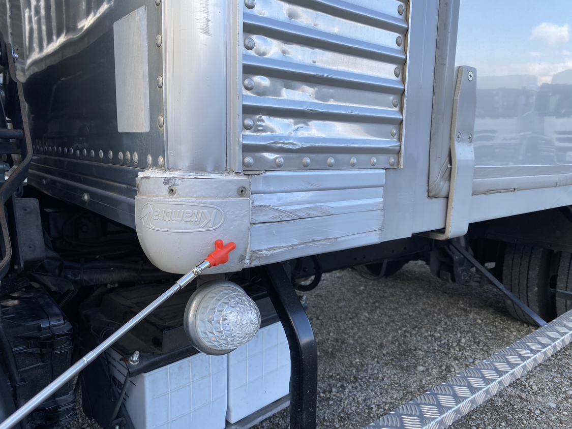 H29年式、ダイナ、アルミバン、車検付|中古トラックの販売・買取・査定のアイナビ