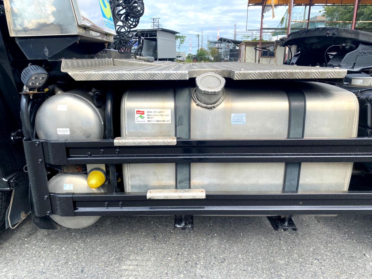 平成29年いすゞギガトラクタヘッドハイルーフQKG-EXD52BD|中古トラックの販売・買取・査定のアイナビ