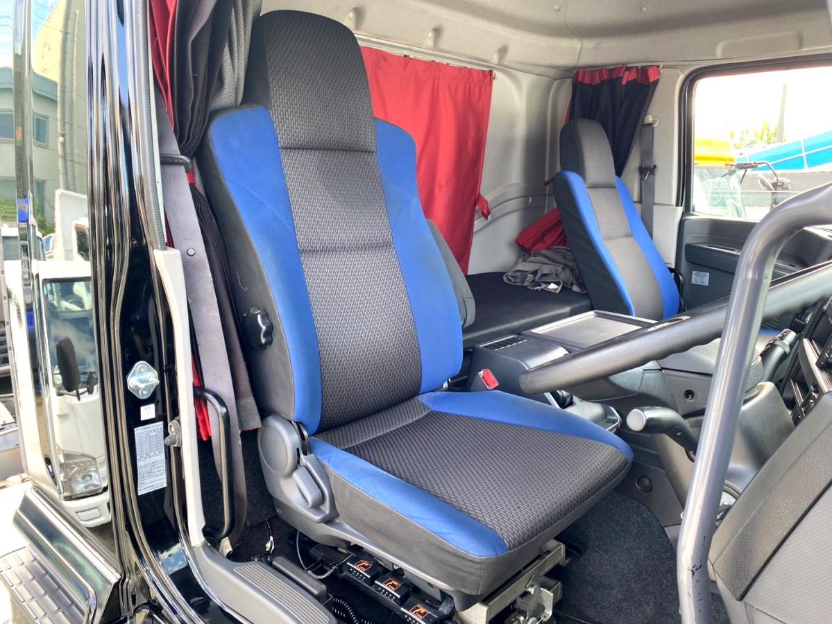 平成29年いすゞギガトラクタヘッドハイルーフQKG-EXD52BD|中古トラックの販売・買取・査定のアイナビ