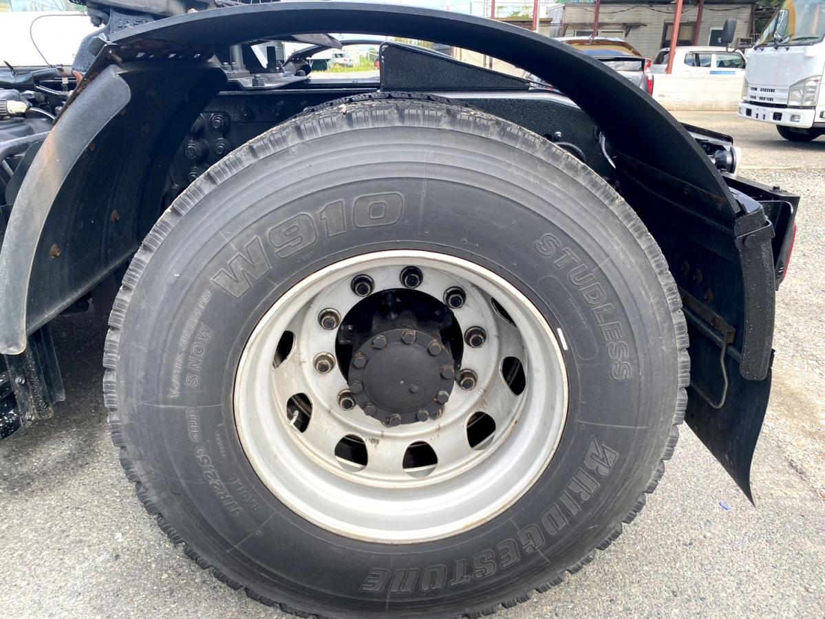 平成29年いすゞギガトラクタヘッドハイルーフQKG-EXD52BD|中古トラックの販売・買取・査定のアイナビ