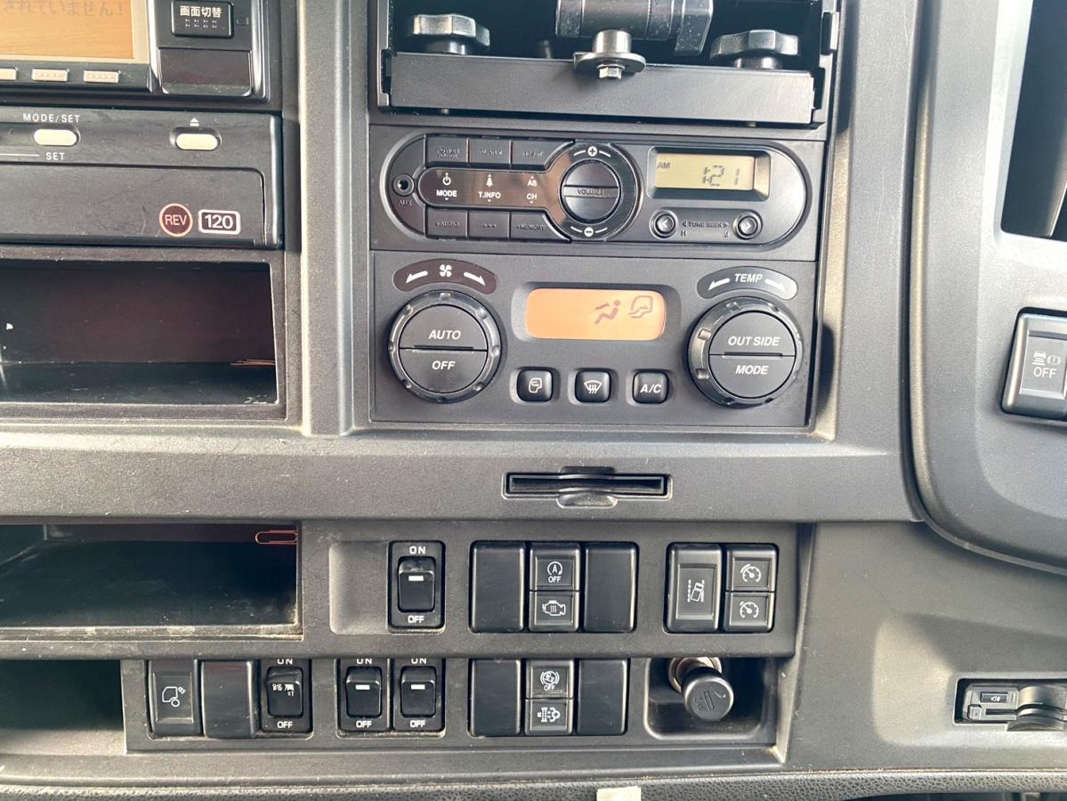 平成29年いすゞギガトラクタヘッドハイルーフQKG-EXD52BD|中古トラックの販売・買取・査定のアイナビ