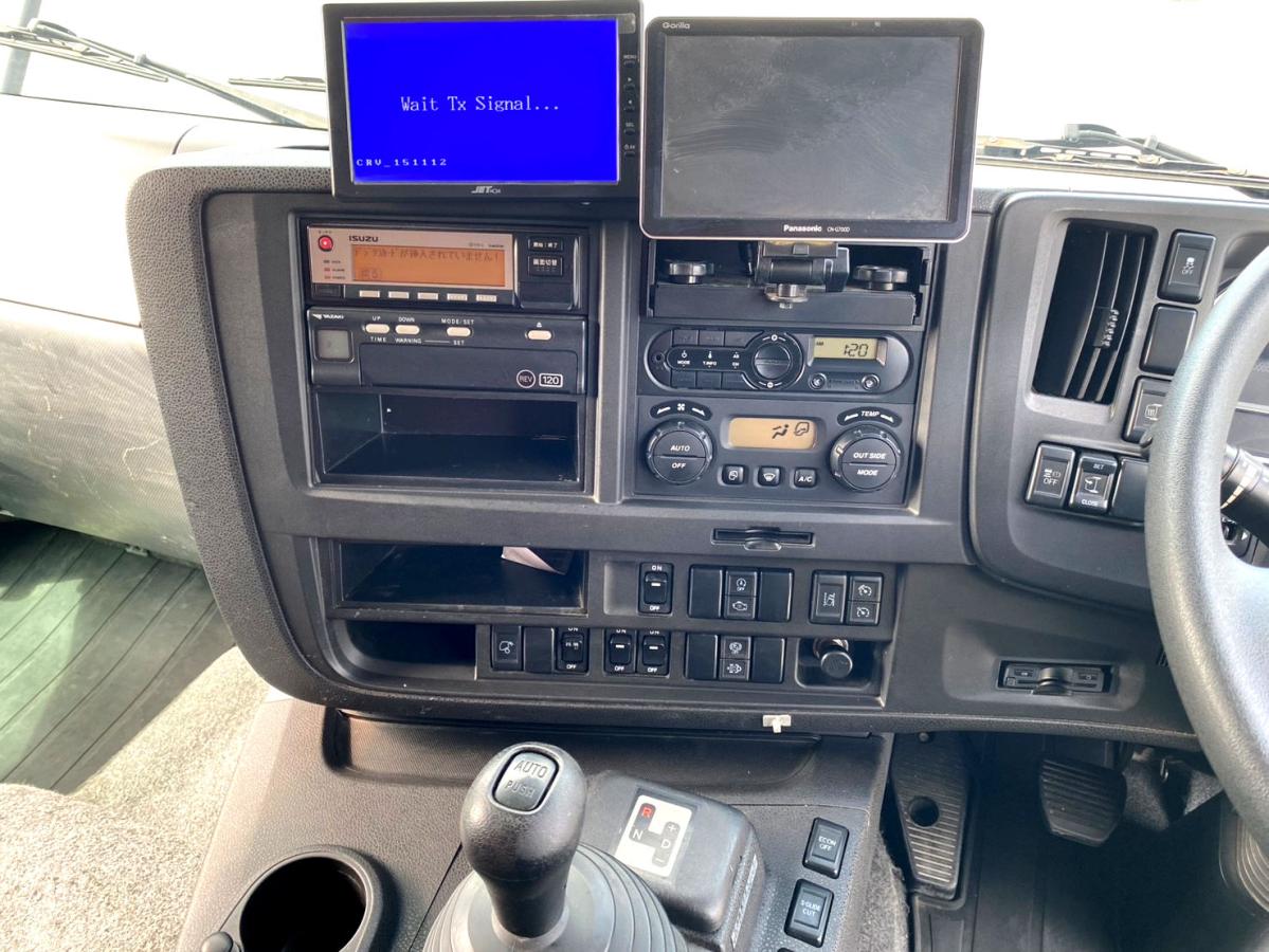 平成29年いすゞギガトラクタヘッドハイルーフQKG-EXD52BD|中古トラックの販売・買取・査定のアイナビ