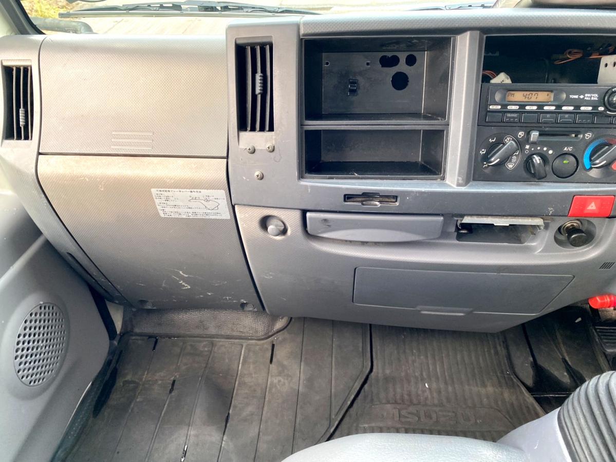 平成26年いすゞエルフ2tタダノクレーンラジコンTKG-NKR85AR|中古トラックの販売・買取・査定のアイナビ