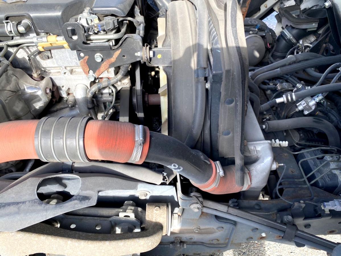 平成27年いすゞエルフ2tアルミバンPG標準ロングTKG-NMR85AN|中古トラックの販売・買取・査定のアイナビ