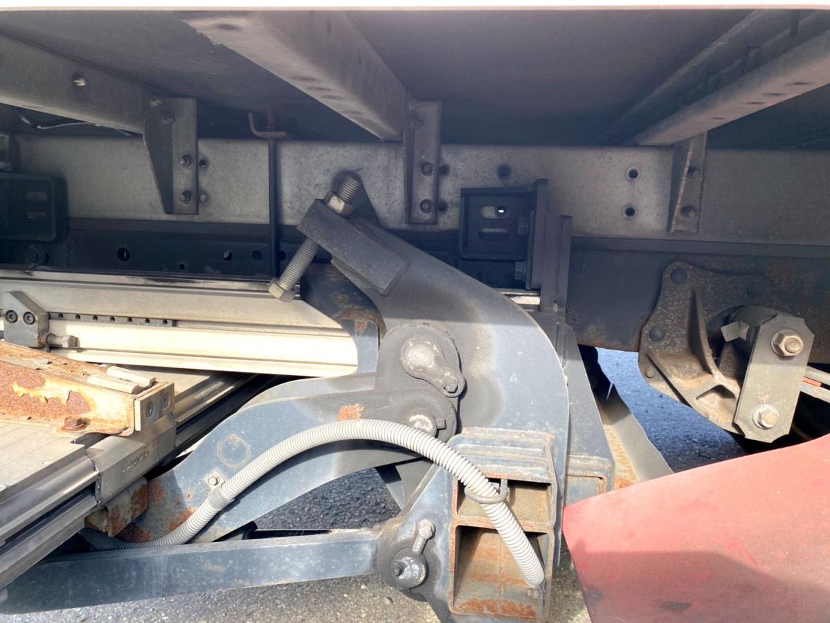 平成27年いすゞエルフ2tアルミバンPG標準ロングTKG-NMR85AN|中古トラックの販売・買取・査定のアイナビ