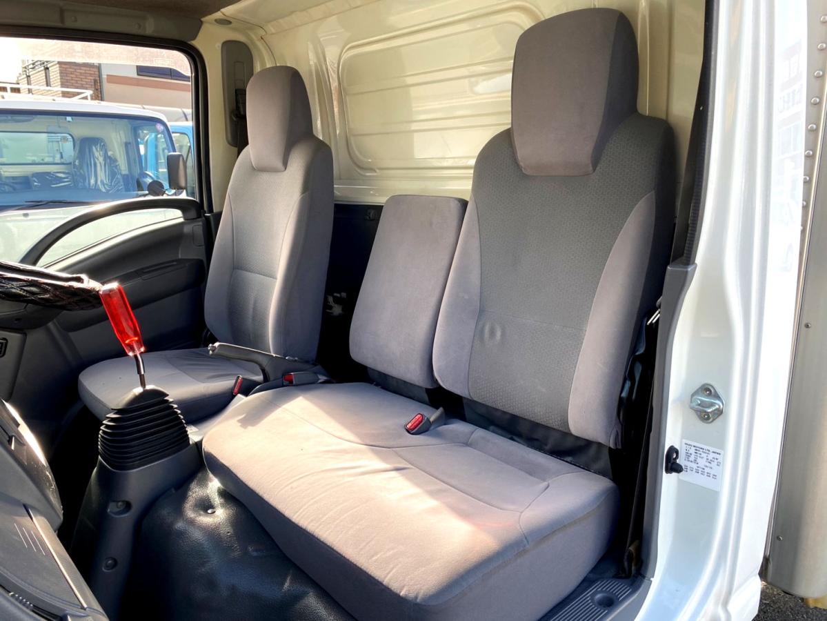 平成27年いすゞエルフ2tアルミバンPG標準ロングTKG-NMR85AN|中古トラックの販売・買取・査定のアイナビ