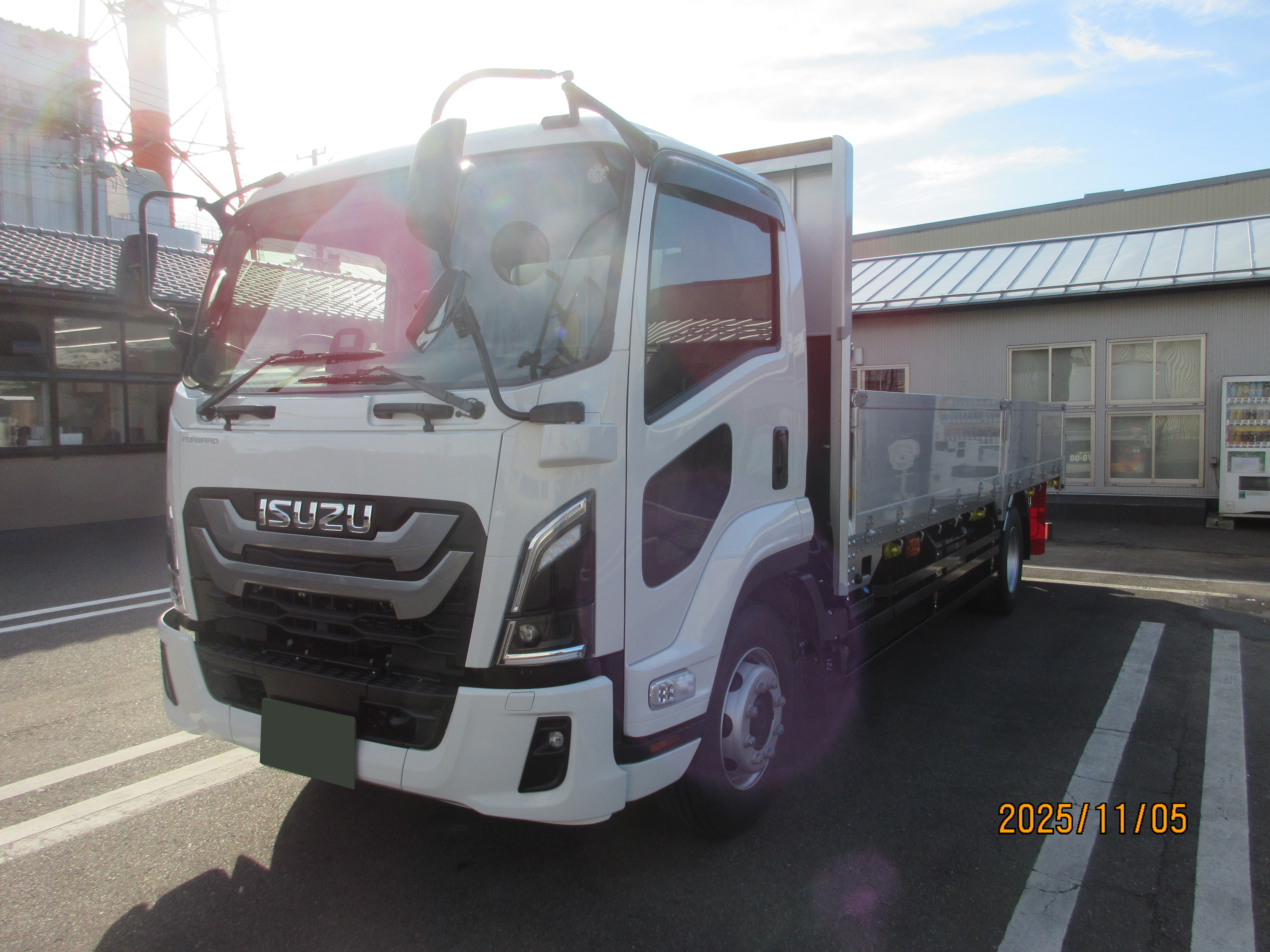 新潟130い7500|中古トラックの販売・買取・査定のアイナビ