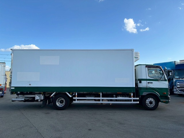 東プレR404A6200ワイド左サイド扉240馬力6速MT|中古トラックの販売・買取・査定のアイナビ