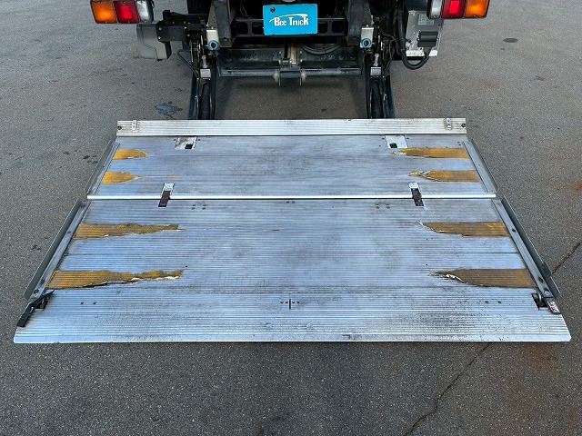 東プレR404A6200ワイド左サイド扉240馬力6速MT|中古トラックの販売・買取・査定のアイナビ