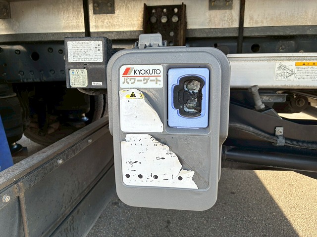 東プレR404A6200ワイド左サイド扉240馬力6速MT|中古トラックの販売・買取・査定のアイナビ