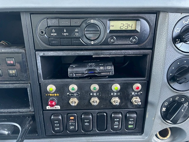 東プレR404A6200ワイド左サイド扉240馬力6速MT|中古トラックの販売・買取・査定のアイナビ