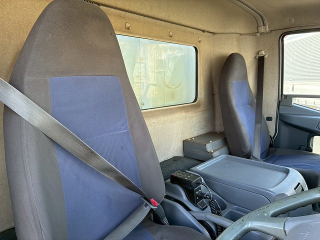 東プレR404A6200ワイド左サイド扉240馬力6速MT|中古トラックの販売・買取・査定のアイナビ