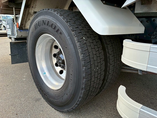 東プレR404A6200ワイド左サイド扉240馬力6速MT|中古トラックの販売・買取・査定のアイナビ