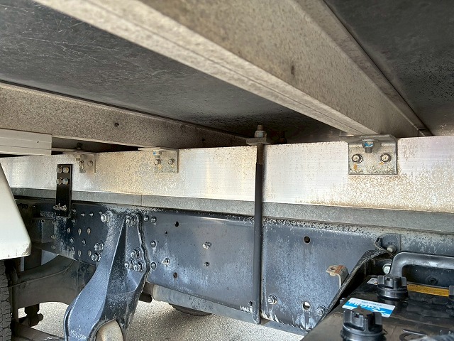 東プレR404A6200ワイド左サイド扉240馬力6速MT|中古トラックの販売・買取・査定のアイナビ