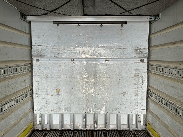 菱重コールドチェーンTU100SAサブエンジンサイド観音扉|中古トラックの販売・買取・査定のアイナビ