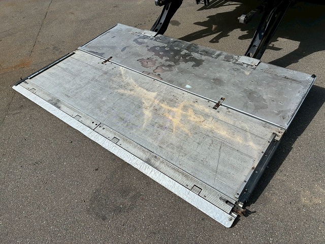 菱重コールドチェーンTU100SAサブエンジンサイド観音扉|中古トラックの販売・買取・査定のアイナビ