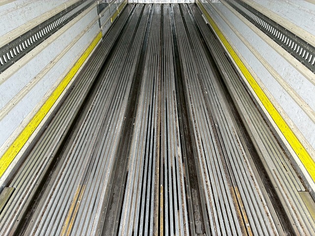 菱重コールドチェーンTU100SAサブエンジンサイド観音扉|中古トラックの販売・買取・査定のアイナビ