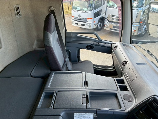 菱重コールドチェーンTU100SAサブエンジンサイド観音扉|中古トラックの販売・買取・査定のアイナビ