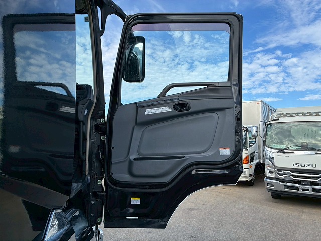 菱重コールドチェーンTU100SAサブエンジンサイド観音扉|中古トラックの販売・買取・査定のアイナビ