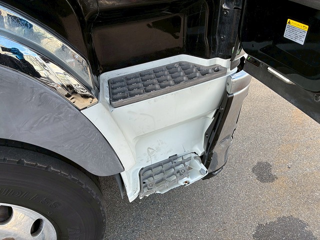 菱重コールドチェーンTU100SAサブエンジンサイド観音扉|中古トラックの販売・買取・査定のアイナビ