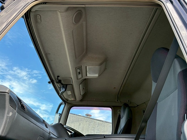 菱重コールドチェーンTU100SAサブエンジンサイド観音扉|中古トラックの販売・買取・査定のアイナビ