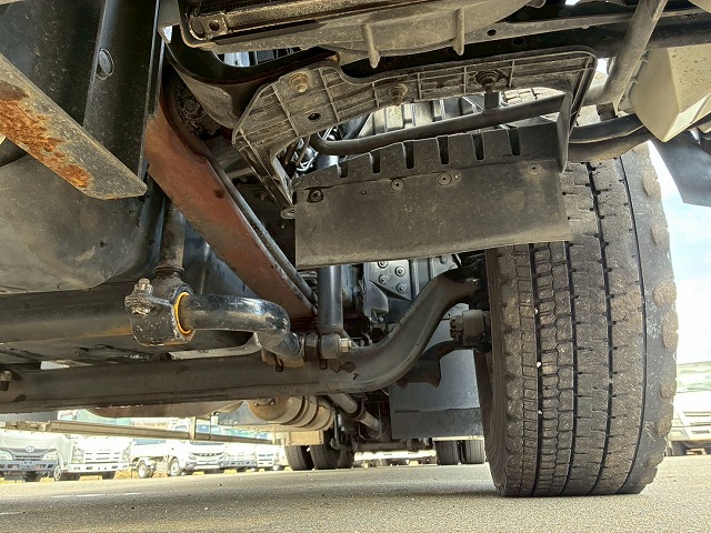 菱重コールドチェーンTU100SAサブエンジンサイド観音扉|中古トラックの販売・買取・査定のアイナビ