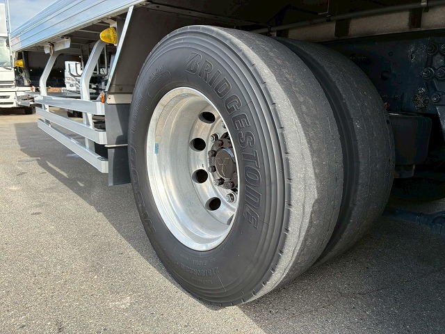 菱重コールドチェーンTU100SAサブエンジンサイド観音扉|中古トラックの販売・買取・査定のアイナビ