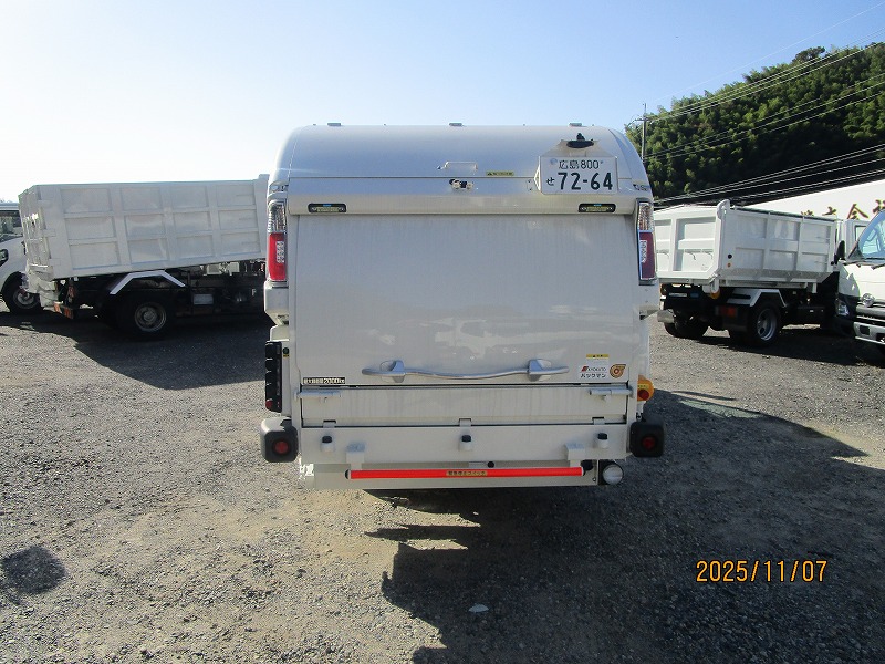 塵芥車 極東開発 回転式 4.7㎥ 未使用車|中古トラックの販売・買取・査定のアイナビ