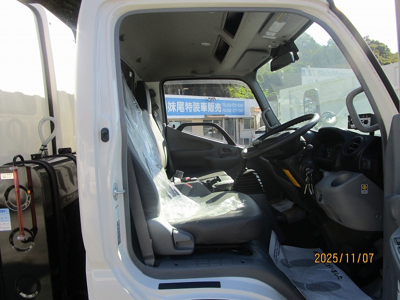 塵芥車 極東開発 回転式 4.7㎥ 未使用車|中古トラックの販売・買取・査定のアイナビ