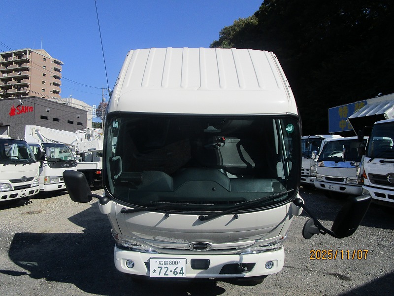 塵芥車 極東開発 回転式 4.7㎥ 未使用車|中古トラックの販売・買取・査定のアイナビ