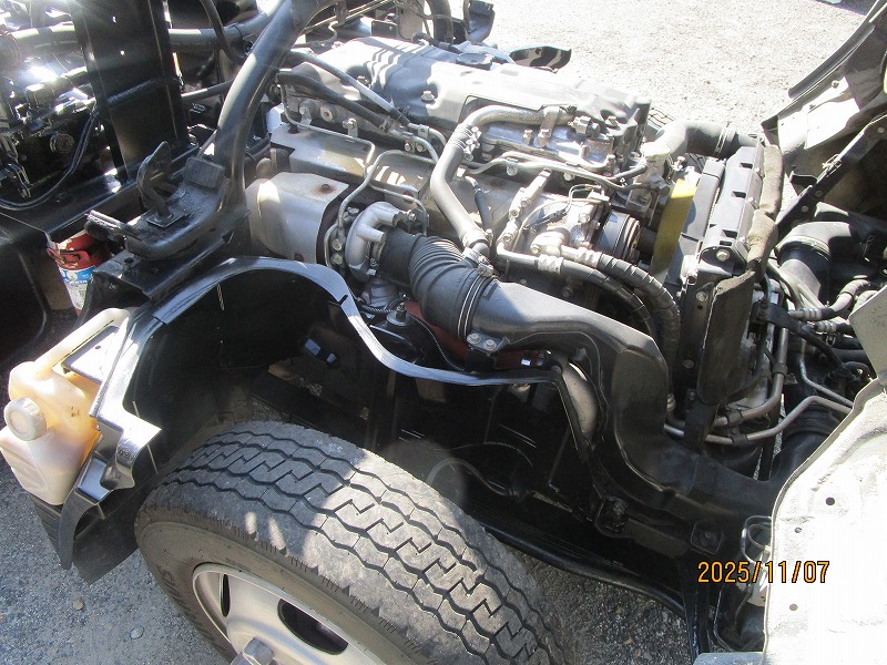 コンテナ専用車 新明和 外装塗装済|中古トラックの販売・買取・査定のアイナビ